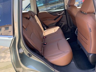 SUBARU Forester + ' ' + ES Executive e-BOXER novika 