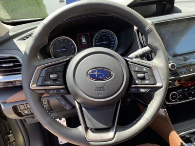 SUBARU Forester + ' ' + ES Executive e-BOXER novika 