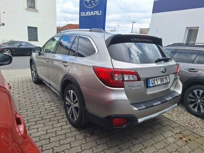 SUBARU Outback + ' ' + Outback 2,5i Sport NAVI kůže 