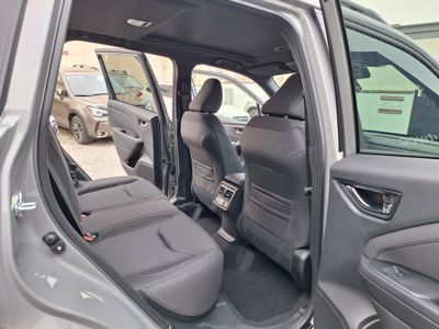 SUBARU Forester + ' ' + Comfort s NAVI -100.000 Kč 