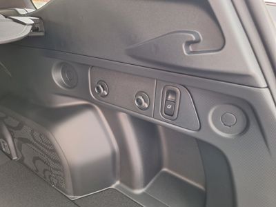 SUBARU Forester + ' ' + Comfort s NAVI -100.000 Kč 