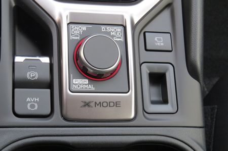 SUBARU Forester + ' ' + ES Comfort e-BOXER novinka 
