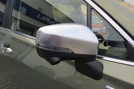 SUBARU Forester + ' ' + ES Comfort e-BOXER novinka 