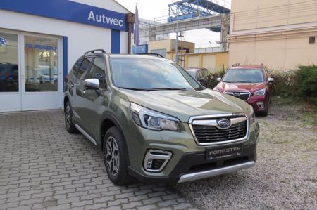 SUBARU Forester + ' ' + ES Comfort e-BOXER novinka 