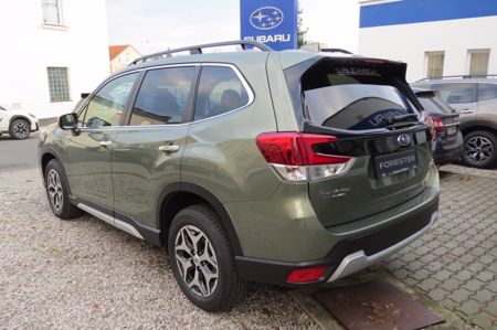 SUBARU Forester + ' ' + ES Comfort e-BOXER novinka 