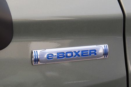 SUBARU Forester + ' ' + ES Comfort e-BOXER novinka 