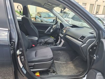 SUBARU Forester + ' ' +  
