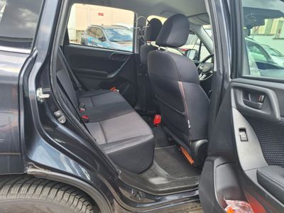 SUBARU Forester + ' ' +  