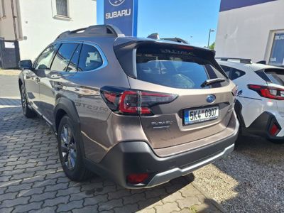 SUBARU Outback + ' ' + Outback 2,5 Comfort 