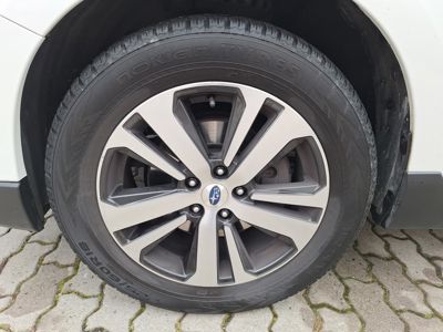 SUBARU Outback + ' ' + Outback 2,5i Sport 