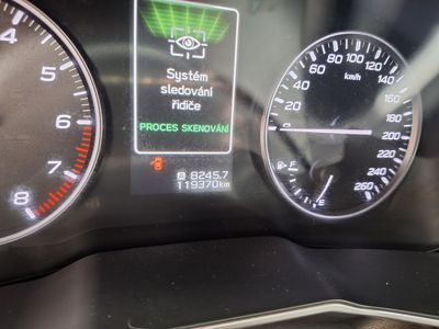 SUBARU Outback + ' ' + 2,5 Field TOP stav 