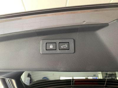 SUBARU Outback + ' ' + TOURING ES Lineartronic 