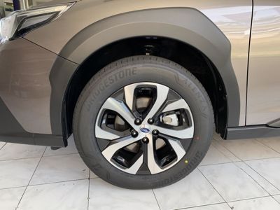 SUBARU Outback + ' ' + TOURING ES Lineartronic 