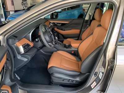SUBARU Outback + ' ' + TOURING ES Lineartronic 