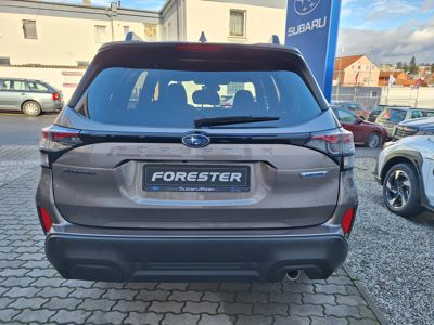 SUBARU Forester + ' ' + Touring -67.000 Kč 