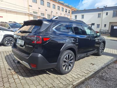 SUBARU Outback + ' ' + Touring , NAVI, kůže,TOP stav 