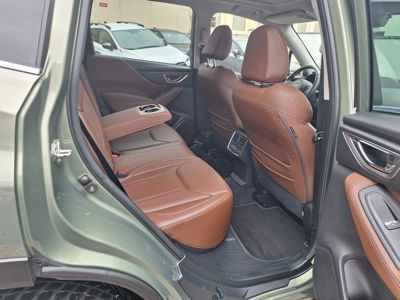 SUBARU Forester + ' ' + Executive, kůže, NAVI-TOP stav 