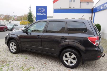 SUBARU Forester + ' ' + 2,0TD  4x4,6MT, tažné zařízení 