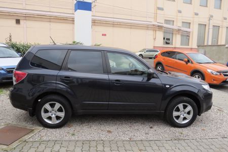 SUBARU Forester + ' ' + 2,0TD  4x4,6MT, tažné zařízení 