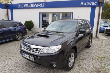 SUBARU Forester + ' ' + 2,0TD  4x4,6MT, tažné zařízení 