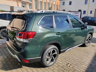 SUBARU Forester + ' ' + ES Executive, CVT - hnědá kůže 