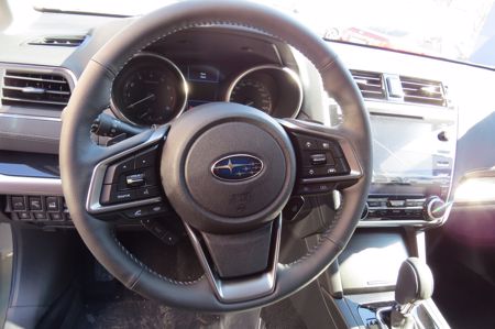 SUBARU Outback + ' ' + 2,5 X Special Edition HK 