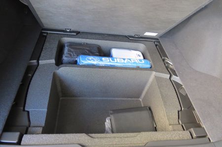 SUBARU Outback + ' ' + 2,5 X Special Edition HK 