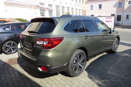 SUBARU Outback + ' ' + 2,5 X Special Edition HK 