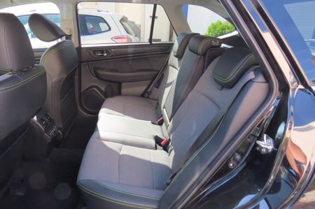 SUBARU Outback + ' ' + 2,5 X Special Edition HK 