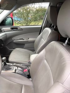 SUBARU Forester + ' ' + 2,0TD Executive, kůže , NAVI 