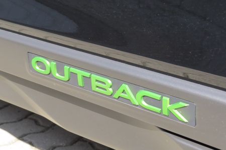 SUBARU Outback + ' ' + 2,5 X Special Edition 