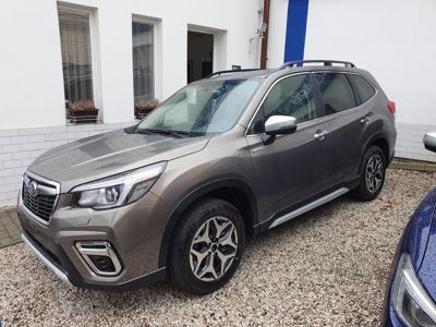 SUBARU Forester + ' ' + ES Comfort e-BOXER novinka 