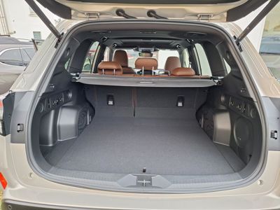 SUBARU Forester + ' ' + Touring -120.000 Kč 