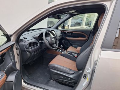 SUBARU Forester + ' ' + Touring -120.000 Kč 
