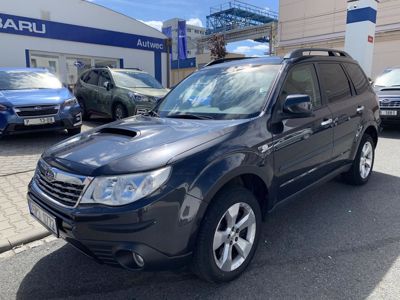 SUBARU Forester + ' ' + Executive 2.5l XT 