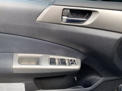 SUBARU Forester + ' ' + Executive 2.5l XT 