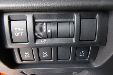 SUBARU XV + ' ' + Comfort ES, CVT novinka 