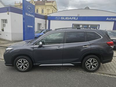 SUBARU Forester + ' ' + 2,0 Active TOP stav 