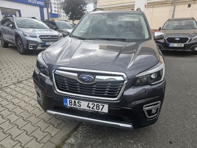 SUBARU Forester + ' ' + 2,0 Active TOP stav 