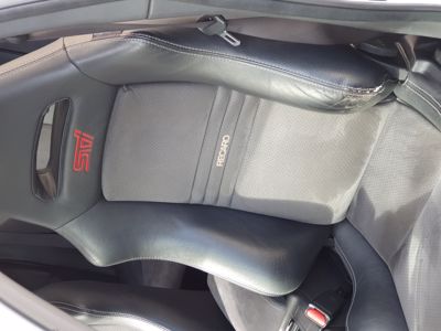SUBARU WRX STI + ' ' + 2,5i po GO motoru-top stav 