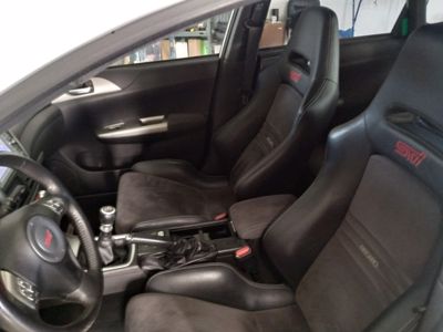 SUBARU WRX STI + ' ' + 2,5i po GO motoru-top stav 
