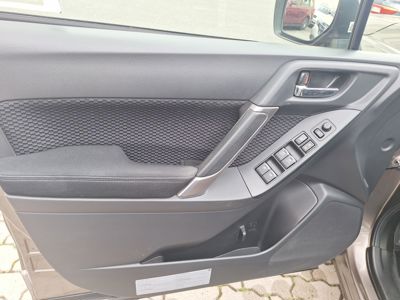 SUBARU Forester + ' ' + Subaru Forester 2,0 CVT 