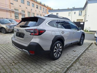 SUBARU Outback + ' ' + TOURING sleva -50.000 Kč 