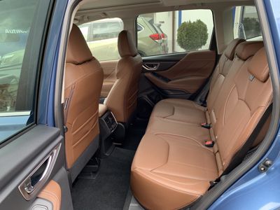 SUBARU Forester + ' ' + ES Executive e-BOXER novika 