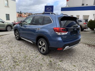 SUBARU Forester + ' ' + ES Executive e-BOXER novika 