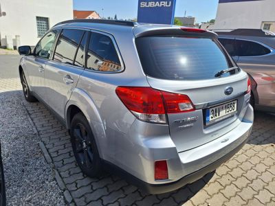 SUBARU Outback + ' ' + TD , kůže , navigace 