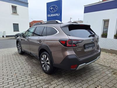 SUBARU Outback + ' ' + TOURING nový model 
