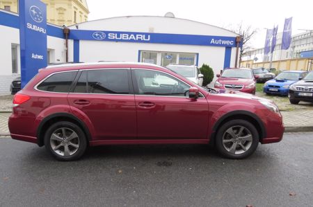 SUBARU Outback + ' ' + 2,5i Cross Line, CVT, 4x4 