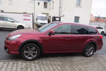 SUBARU Outback + ' ' + 2,5i Cross Line, CVT, 4x4 