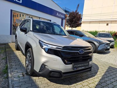 SUBARU Forester + ' ' + Touring -120.000 Kč 